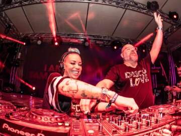 Sam Divine B2B Simon Dunmore – Live from Defected Croatia