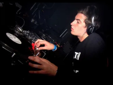 Skream – August Mix (2005) Dubstep