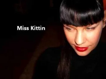 Miss Kittin – Transitions 444 Guestmix