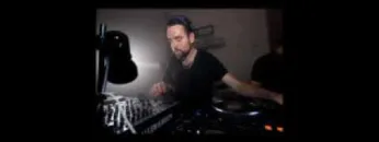 Deetron Live @ emotion Club 16 03 2003 Zona 3