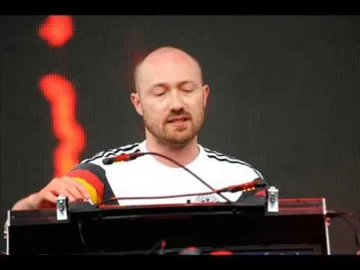 Paul Kalkbrenner – Live @ Ultra Music Festival 2014 (FULL