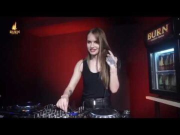 Xenia – Live @ Radio Intense 30.05.2019 // Techno