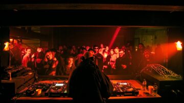 techno-party-featured-14.jpg
